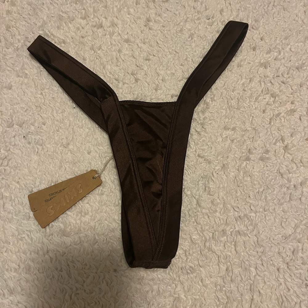 SKIMS Kim K. Stretch Satin Butterfly Thong Color Coco Size small sold out
